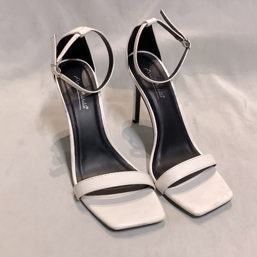 Anne Michelle White Sandals